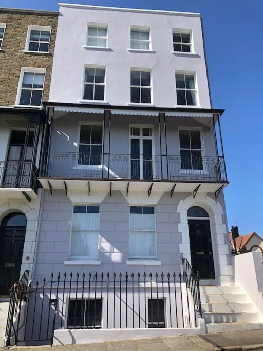Georgian 5 Storey House, Seaviews, Cinema Room Ράμσγκεϊτ Εξωτερικό φωτογραφία